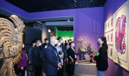 一个月内,两个展览,南北同步,为民众带来艺术盛宴